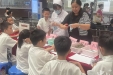 三伏天养生模式开启，市民到医院趁热打“贴”