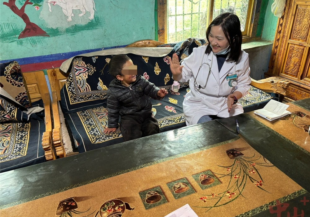 市博爱医院援藏医生张丽：为雪域高原儿童托起“生命蓝天”