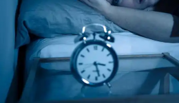 要命！更年期一到，直接和睡眠“决裂”了？